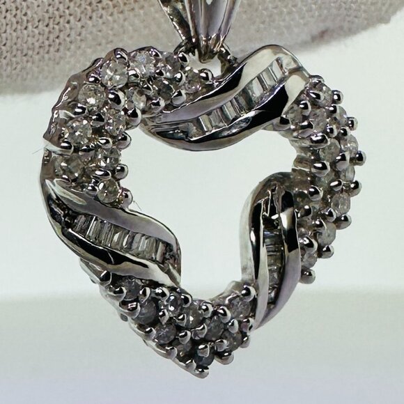 14K White Gold Diamond Heart Pendant - Picture 13 of 13